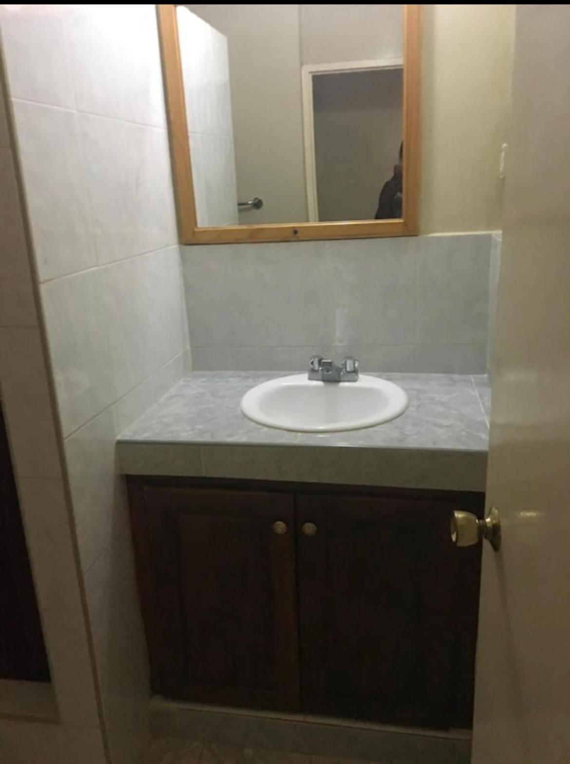 Andre'S Guest House Негрил Екстериор снимка